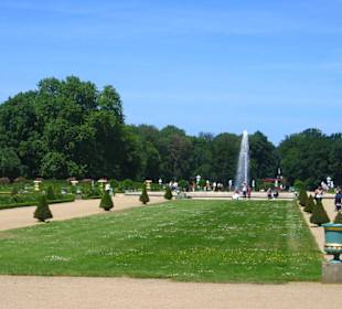 Parkanalge mit Fontäne