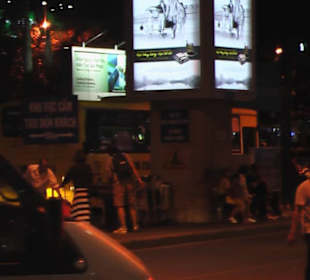 Werbung erhellt ein wenig 