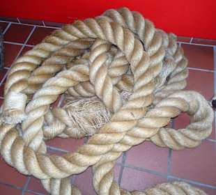 In der Abteilung "Tauwerk & Takelage"