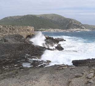 Küstepromenade Nähe Cala Agulla