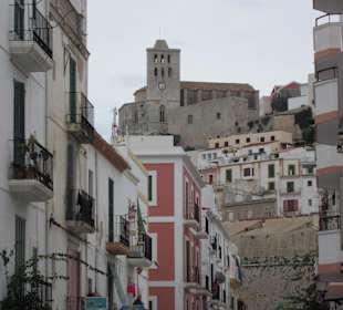 Altstadt mit Festungsanlage