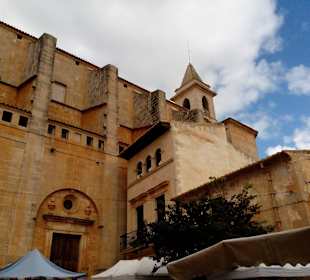 Kirche Sant Andreu in Santañí / Santany