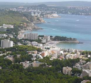 Blick vom Hausberg auf Paguera