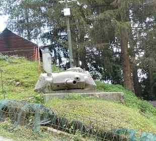 Eingegrabener Panzer