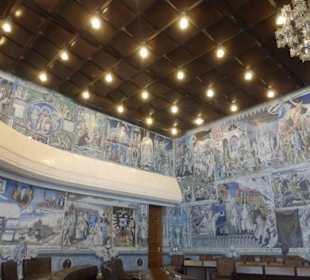 Rathaus Bilder der Stadtgeschichte im Ratssaal