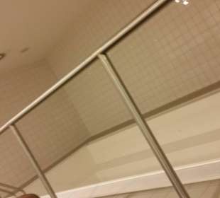 Badewanne nach dem Speil