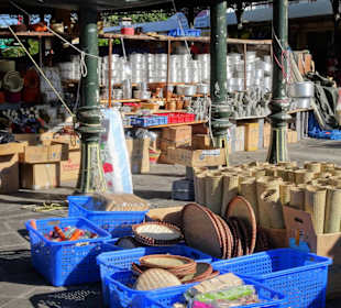 Rundgang über den bunten Marché Couvert
