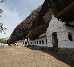 Dziedziniec przed Swiątynią
