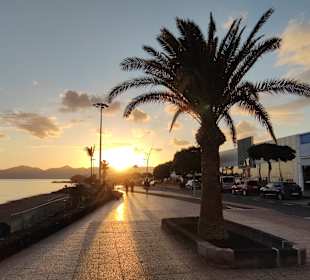 Strandpromenade Puerto del Carmen