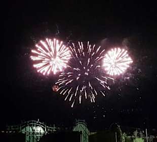 Das Eröffnungsfeuerwerk