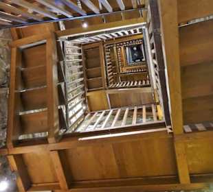 Im Treppenhaus des Torre Apponale