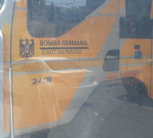 Aufschrift eines Feuerwehrautos