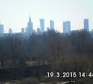 Warszawski Skyline z praskiej strony.