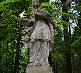 Rzeźba przy zamku Valdstejn