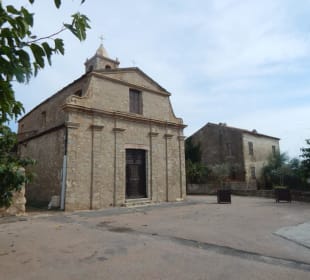 Kathedrale gegenüber vom Museum