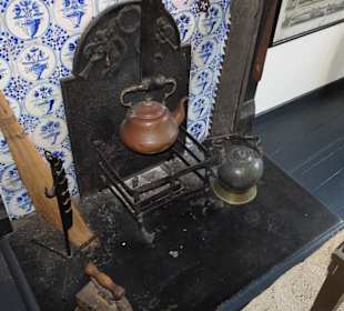 Rundgang durch die Museumsräume des Hauses Samson