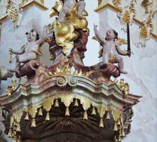 Der Schalldeckel der Kanzel