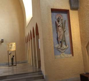 Kath. Pfarrkirche St. Petrus Canisius