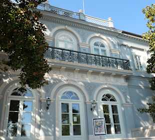 Blick zur Villa Angiolina