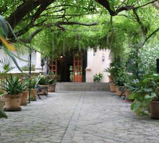 Zugang vom Garten zum Haupthaus