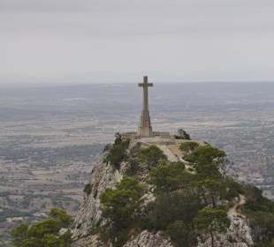 Ausblick auf Gedenkstätte