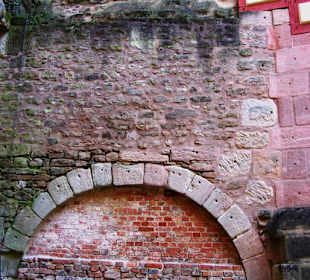 Ofen zugemauert