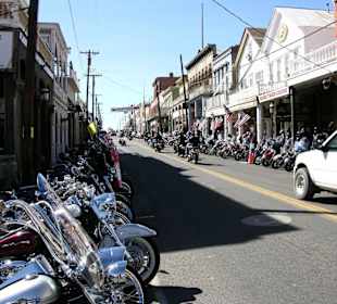 Harleys ohne Ende in Carson City