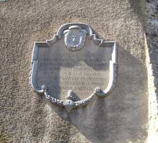 Gedenktafel am Kloster