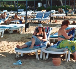 Der Strand vor dem Hotel Asteria