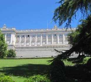 Palacio Real (Rückfront, kein Zugang)