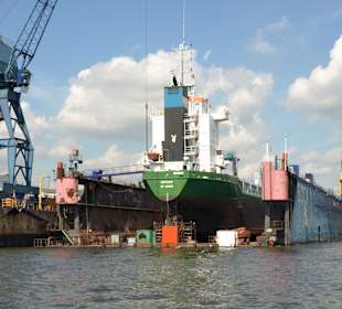 Große Hafenrundfahrt