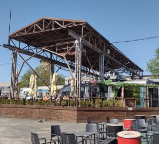 Restaurant aus Eisenbahnwaggons