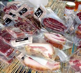 Eindrücke vom Wochenmarkt Nuoro