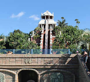 The Tower of Power ins Haifischbecken