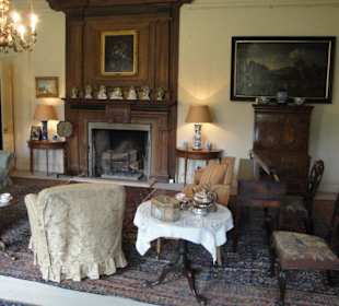 Salon.