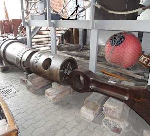 Kolben von einem größeren Schiff