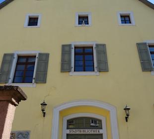 Tourist-Info und Stadtbibliothek