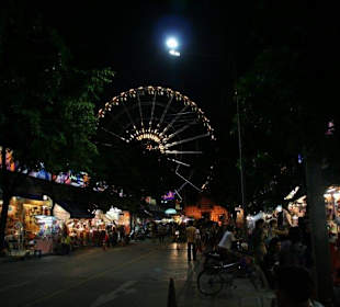 Riesenrad am Nachtmarkt