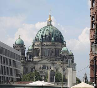 Aussenanasicht vom Schiff aus