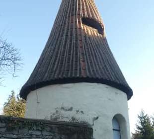 Bei der Wehrmauer von Sulzfeld