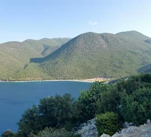 Antisamos Strand