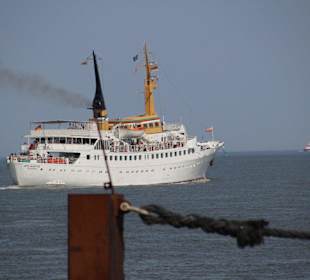 Reger Betrieb im Hafen