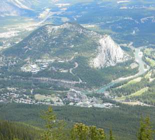 Blick Richtung Bow River u. Fairmont Springs Hotel