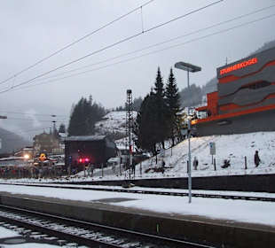 Bahnhof und Talstation der Umlaufbahn, Badgastein