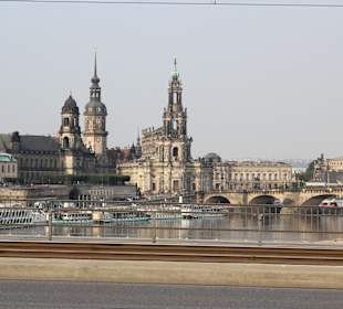 Augustusbrücke mit Kirche