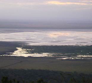 Widok na jezioro Manyara