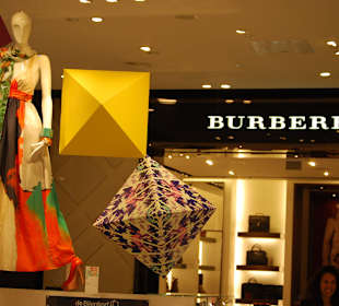 Im "Magazijn De Bijenkorf"