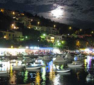 Rabac Hafen und Promenade