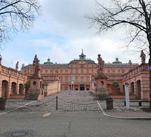 Blick zum Residenzschloss von Rastatt