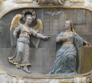 Detailansicht vom Alabaster-Epitaph in St. Moriz